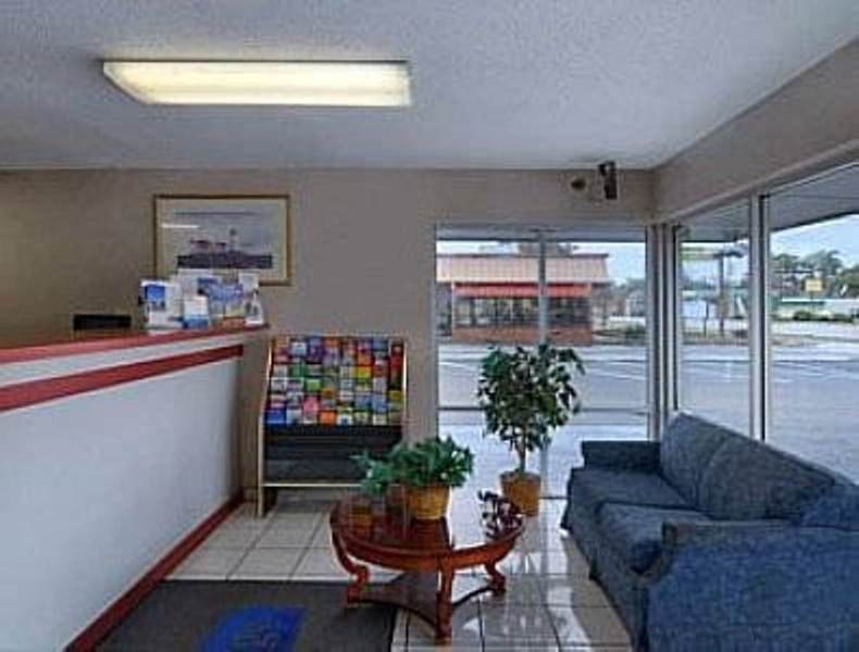 Hotel 6 Wilmington, Nc 2*